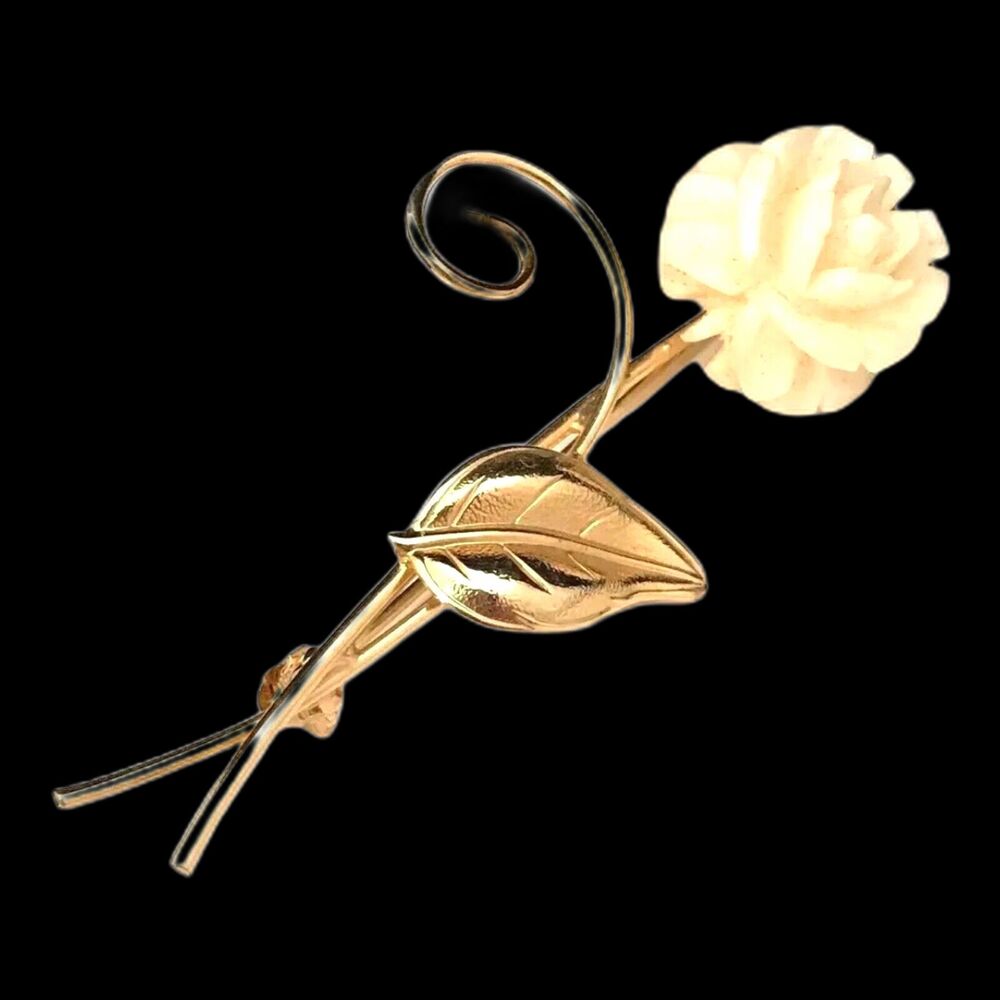 Vintage 1940s Celluloid Flower Brooch Carved Floral Gold Tone Pin - 6D